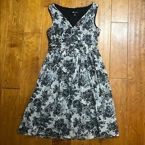 Vintage AB Studio Floral Black & White Sleeveless MIDI Dress Size 6 Office Party